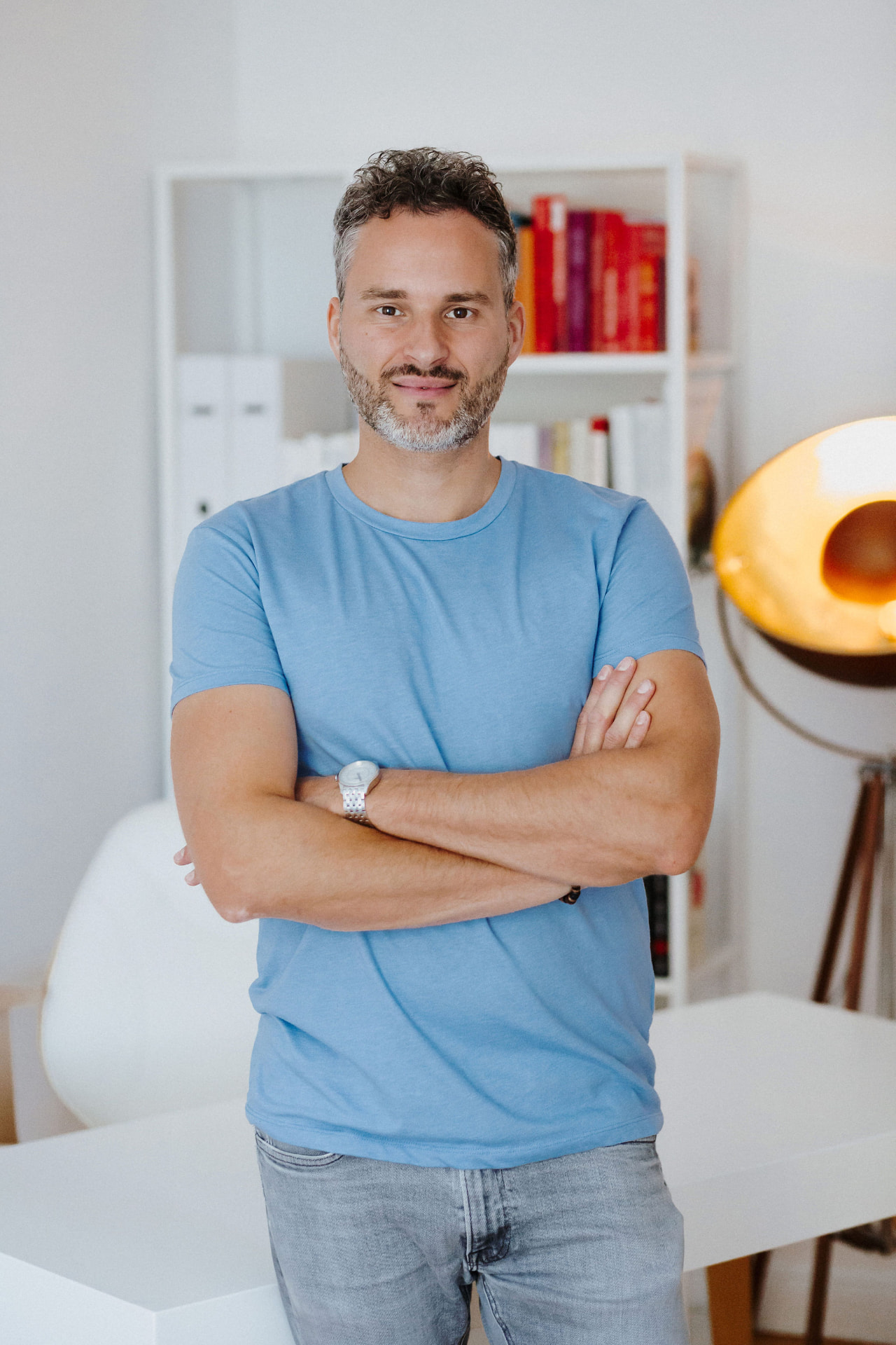 Porträt von Denis Martin, Gründer und Ausbilder der Heart2Heart Coach Ausbildung